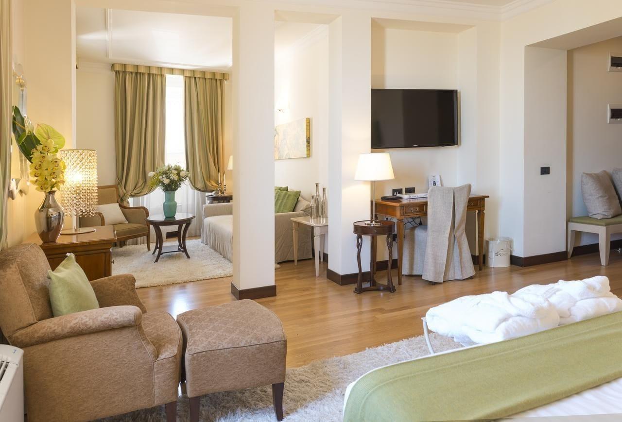 Gallery Hotel רקאנטי מראה חיצוני תמונה